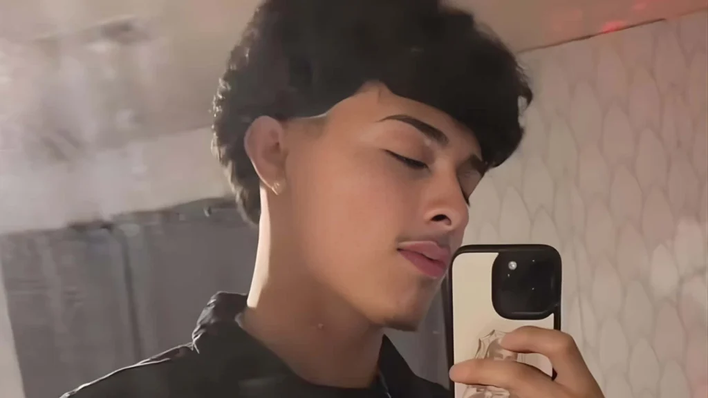 Physical Appearance (Height, Weight & Style)