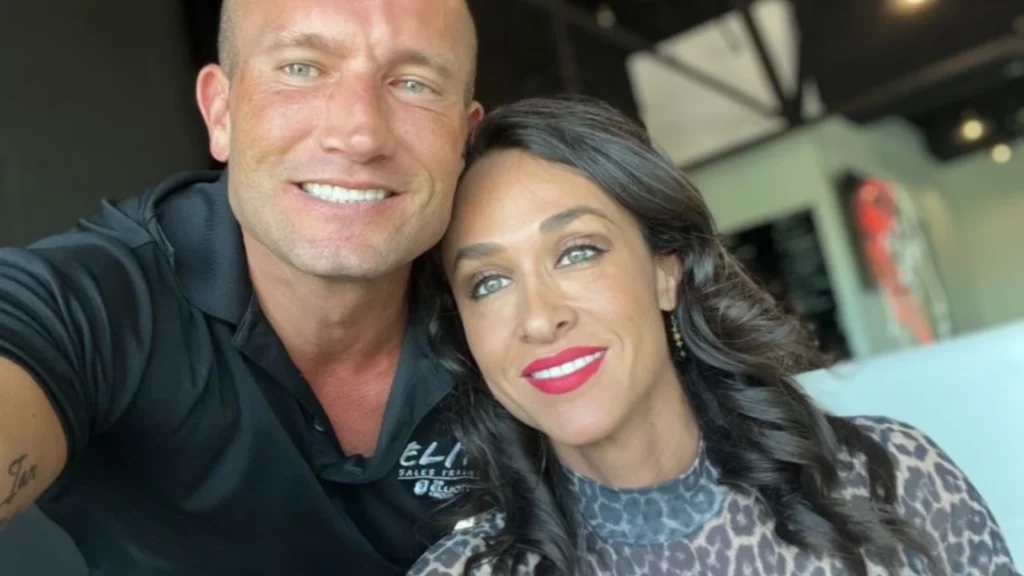 Andy Elliott Wife and Family